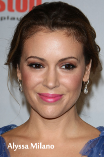 Alyssa Milano_haiti1.jpg